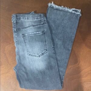 Frayed Hem Gray Jeans